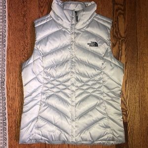 The North Face 550 Puffer Vest